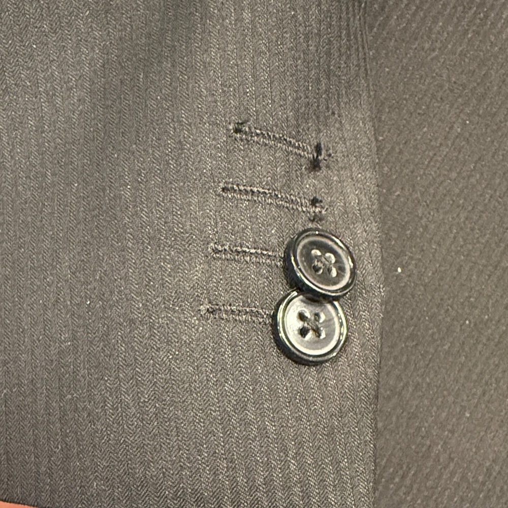 Apt 9 Classic Black Men's Suit Sz 46R- pants 36x32 - Picture 11 of 15